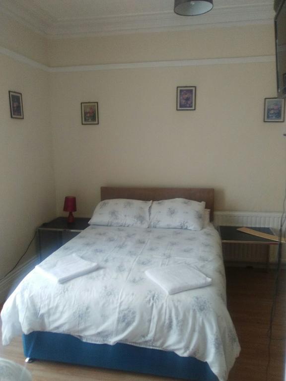 Tredegar Arms Budget Guesthouse For Walkers/Cyclists/Contractors/Traveler Merthyr Tydfil Exterior foto